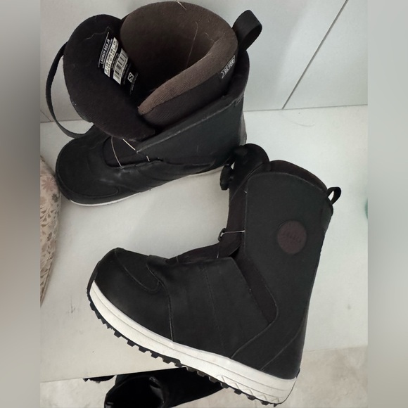 Salomon launch boa jr snowboard boots - Picture 1 of 6